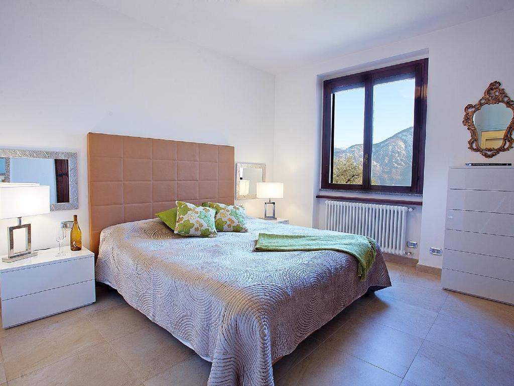 Apartment Bella Vista In Mezzegra With Pool Sleeps 6- By Italian Apartments Zewnętrze zdjęcie